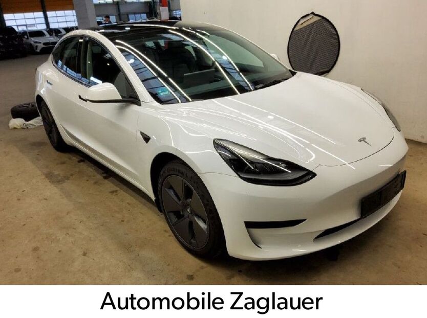 Tesla Model 3 80.000 km 22.400 € Kirchberg/Untermitterdorf 94259