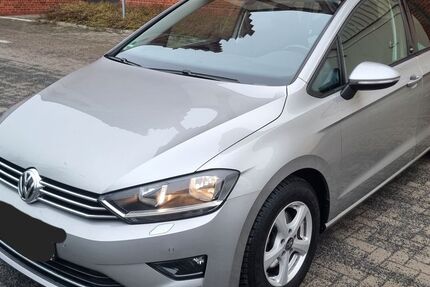 VW Golf Sportsvan 72.300 km 13.990 &euro; Berlin 12489