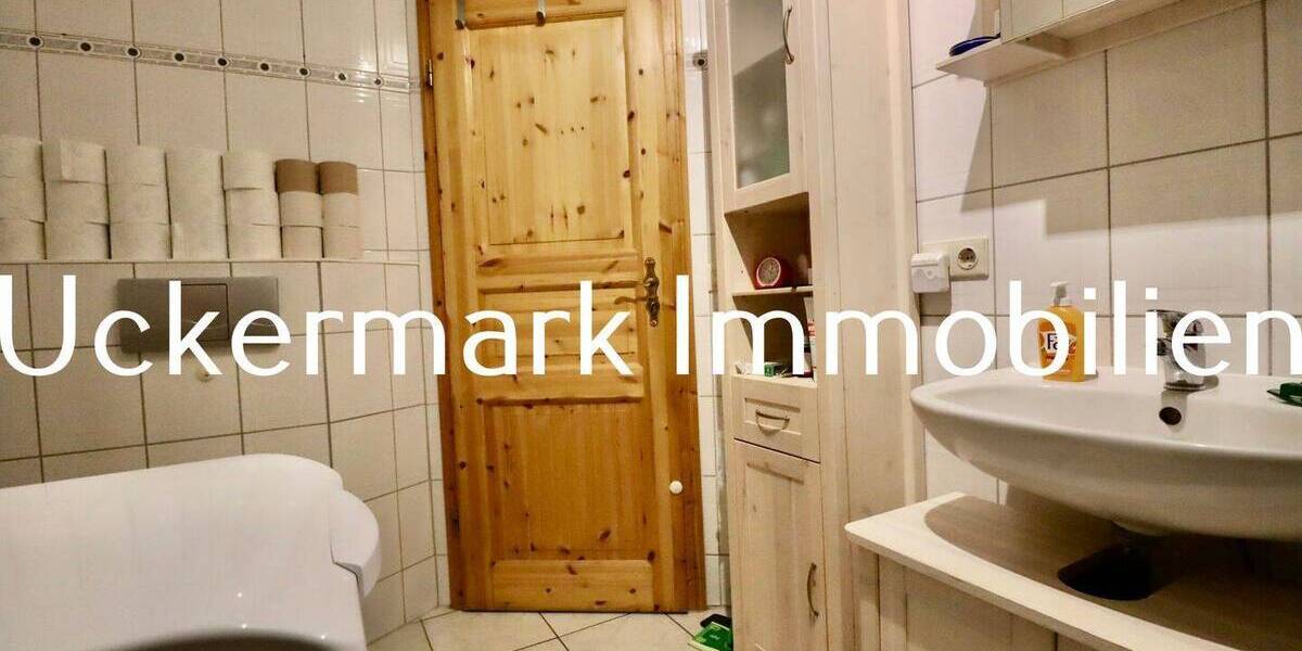 Etagenwohnung Zehdenick - 2 Zimmer, 64 m&sup2;, 129.000&euro; | Angebot:25880925