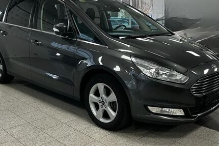 Ford Galaxy 168.500 km 14.999 € Furtwangen 78120
