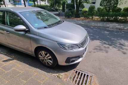 Peugeot 308 SW 171.450 km 10.000 € Hanau 63450