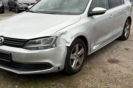 VW Jetta 242.500 km 3.950 € Gernsheim 64579