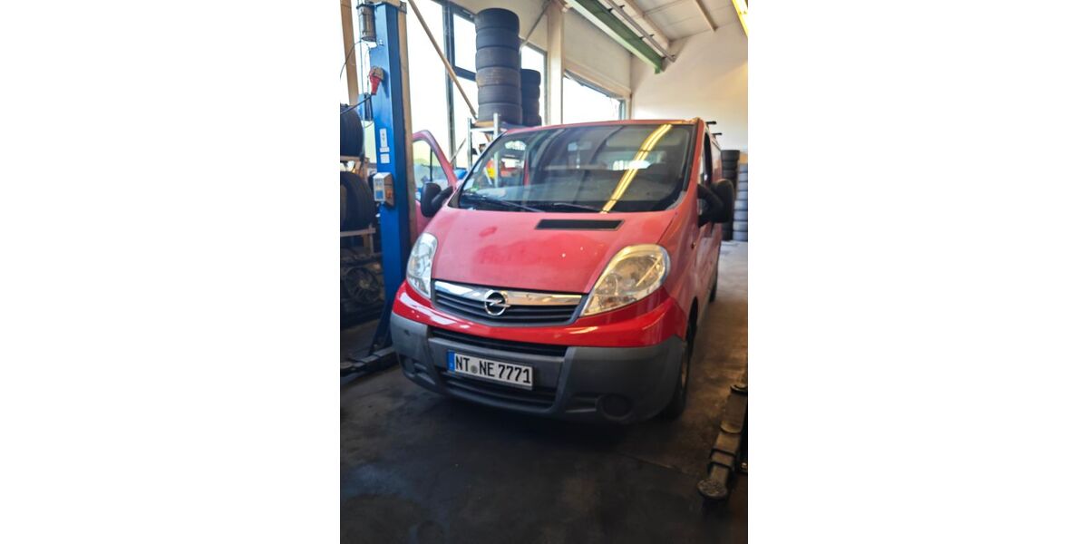 Opel Vivaro 396.717 km 2.300 &euro; Nürtingen 72622