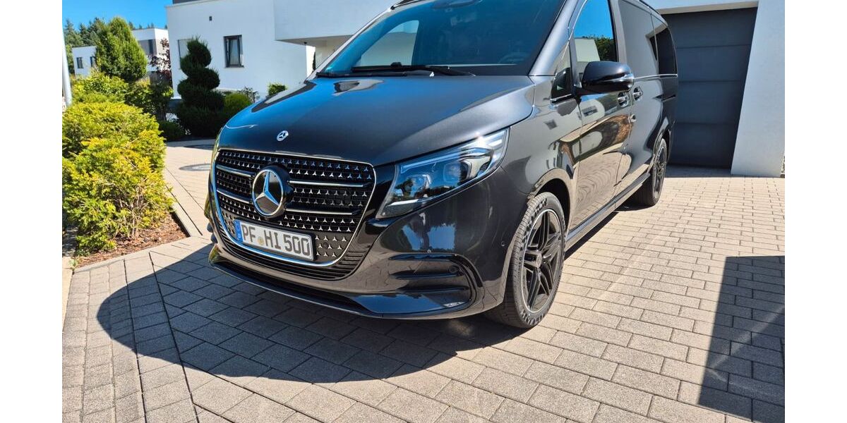 Mercedes-Benz V 300 4.900 km 83.500 € Pforzheim 75175