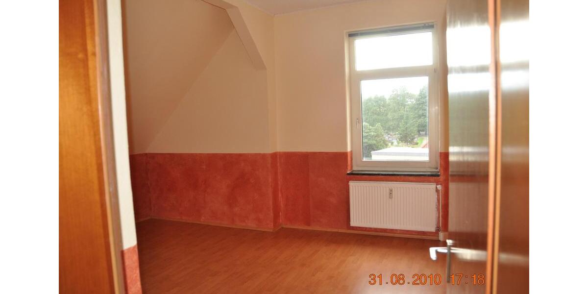 Dachgeschoßwohnung Barsinghausen - 2.5 Zimmer, 74 m&sup2;, 573&euro; | Angebot:26365373