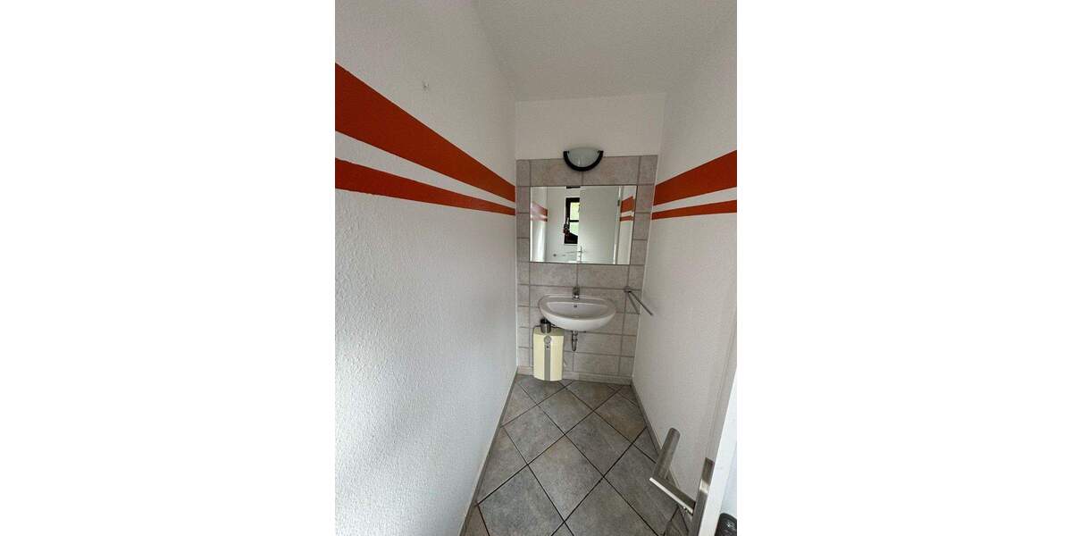 Reihenmittelhaus Ludwigshafen Ruchheim - 5 Zimmer, 125 m&sup2;, 1.500&euro; | Angebot:25822304