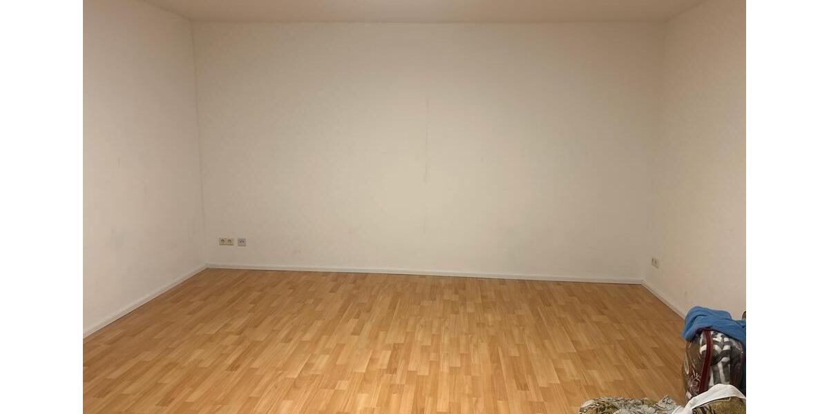 Etagenwohnung Schöneck - 1 Zimmer, 65 m&sup2;, 1.000&euro; | Angebot:24326792