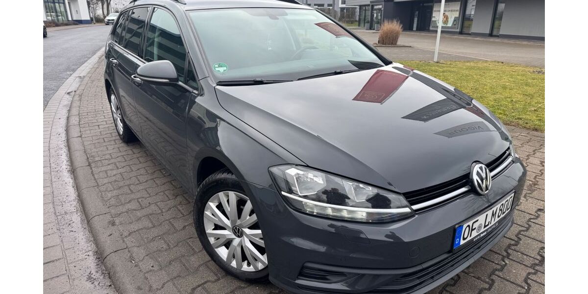 VW Golf 215.347 km 9.000 &euro; Rodgau 63110