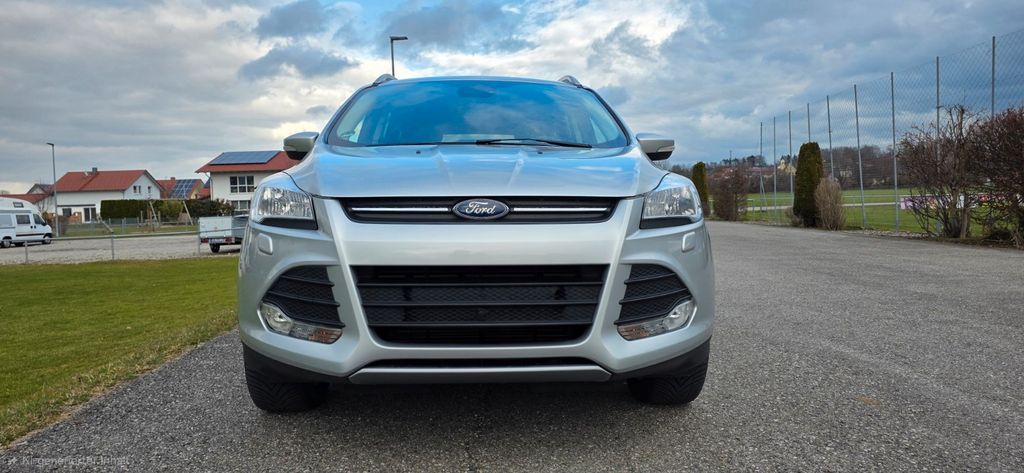 Ford Kuga 68.700 km 11.900 &euro; Blonhofen 87662