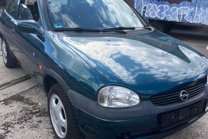 Opel Corsa 64.000 km 1.500 € München 81249