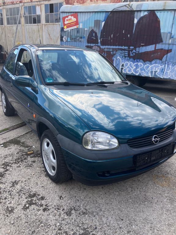 Opel Corsa 64.000 km 1.500 € München 81249
