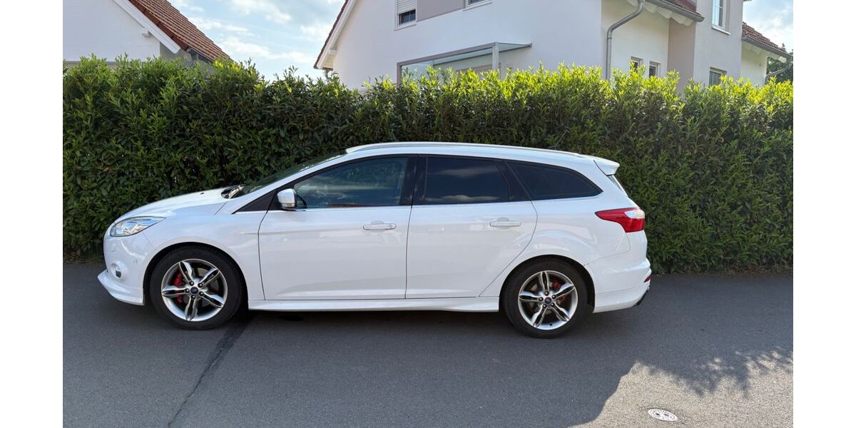 Ford Focus 158.000 km 6.500 &euro; Bayreuth 95448