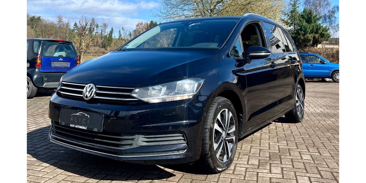 VW Touran 150.000 km 18.950 &euro; Taunusstein 65232