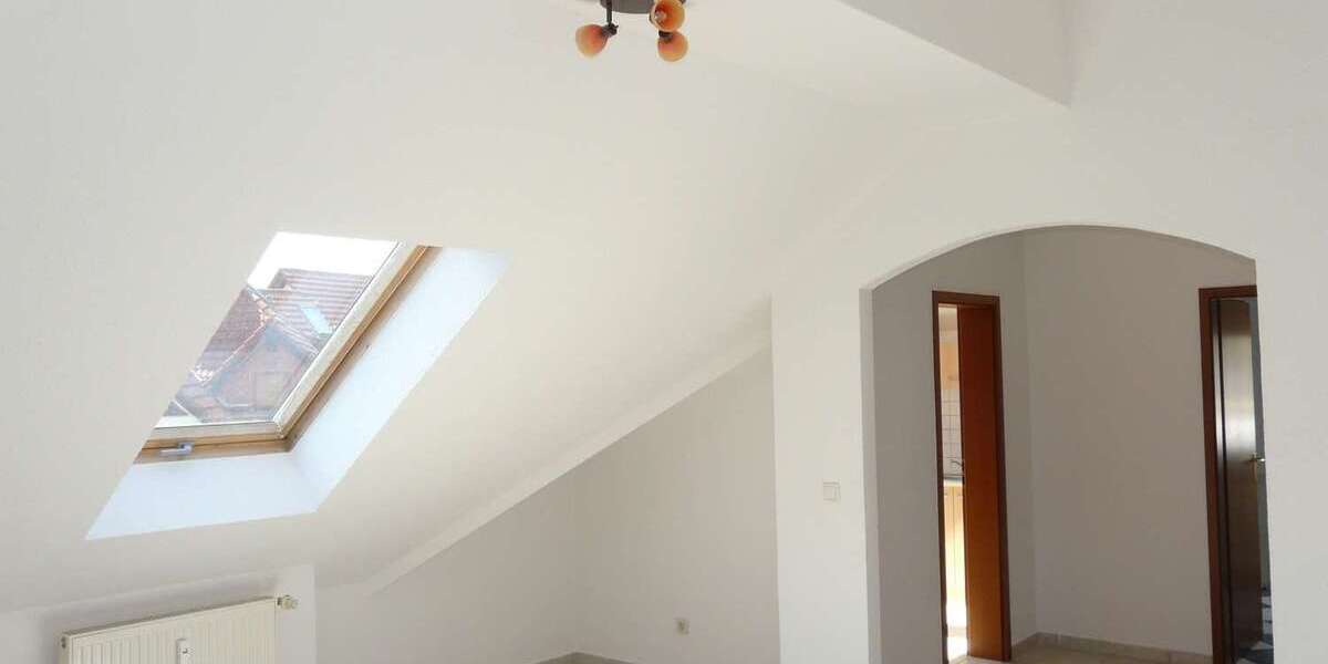 Etagenwohnung Cottbus Döbbrick - 1 Zimmer, 36 m&sup2;, 290&euro; | Angebot:26908307