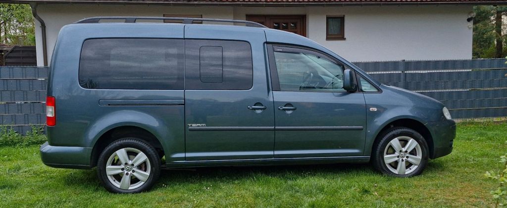 VW Caddy Maxi 186.000 km 9.000 &euro; Chemnitz 09114