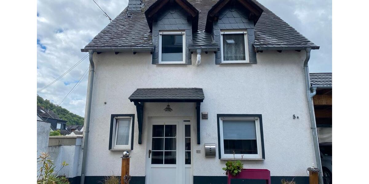 Einfamilienhaus Winningen - 5 Zimmer, 160 m&sup2;, 1.700&euro; | Angebot:26563087