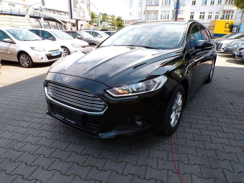 Ford Mondeo 56.000 km 15.990 € Berlin 12347