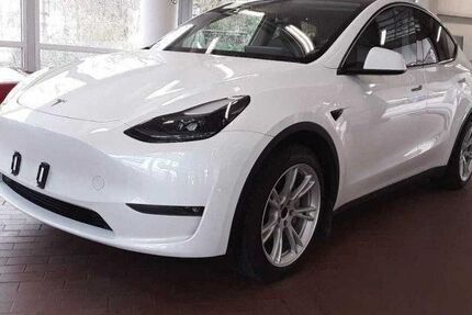 Tesla Model Y 23.693 km 40.990 &euro; Heidenau bei Dresden 01809