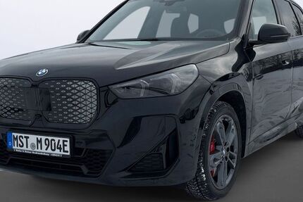 BMW iX1 2.500 km 66.420 &euro; Neubrandenburg/Hellfeld 17039