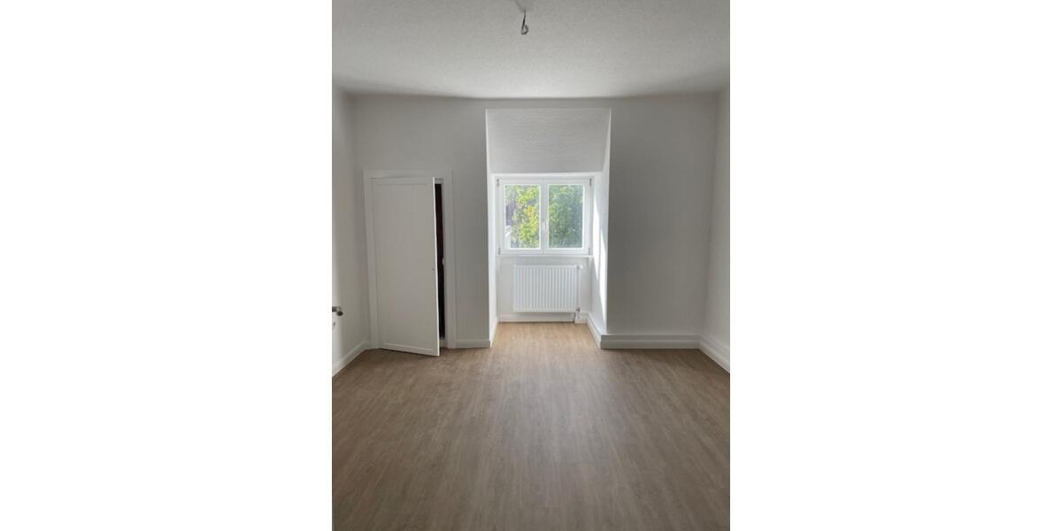 Dachgeschoßwohnung Anklam - 4 Zimmer, 95 m&sup2;, 760&euro; | Angebot:25255851