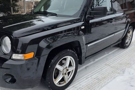 Jeep Patriot 184.000 km 5.500 &euro; Königsfeld 19217