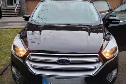 Ford Kuga 55.000 km 12.999 &euro; Düsseldorf 40229