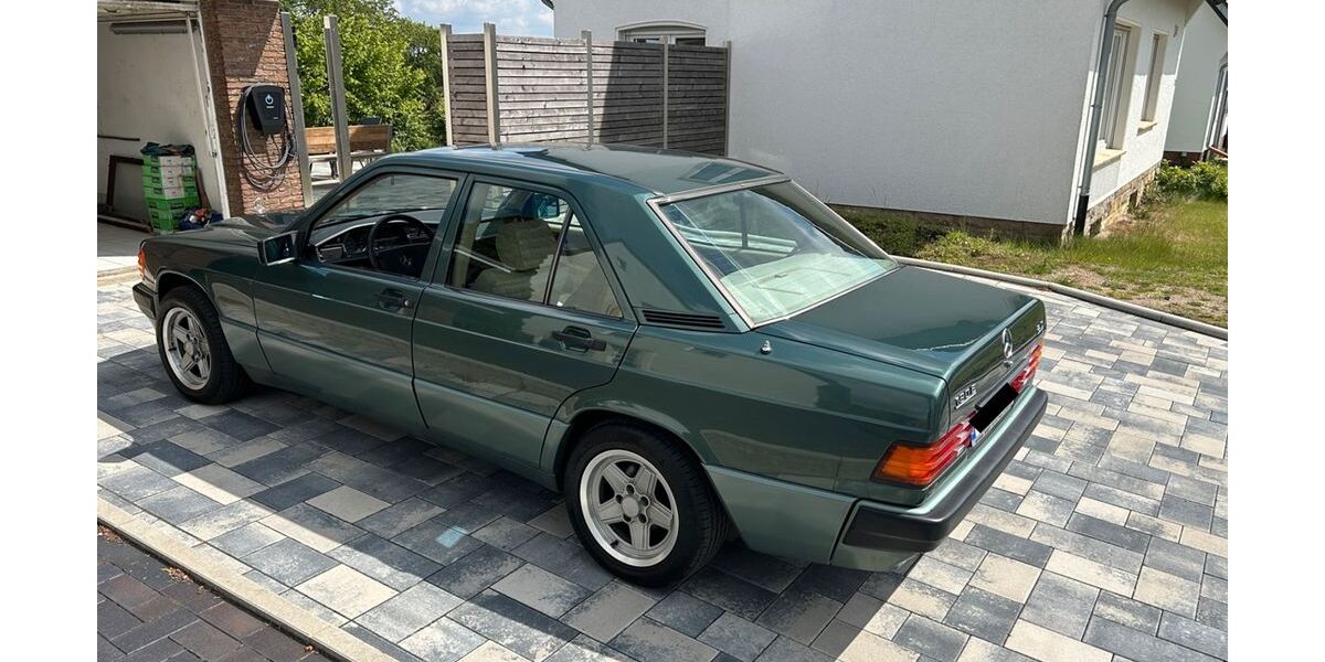 Mercedes-Benz 190 142.286 km 8.500 &euro; Georgsmarienhütte 49124