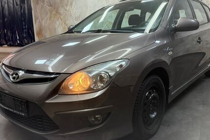 Hyundai i30 203.000 km 3.899 &euro; Soltau 29614
