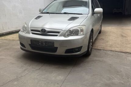 Toyota Corolla Cross 201.200 km 3.300 € KERPEN 50169