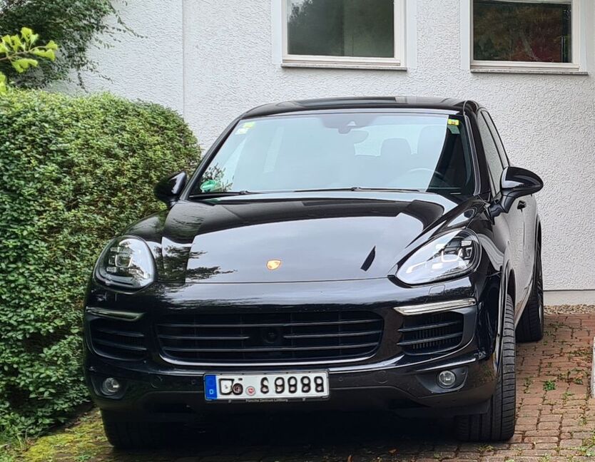Porsche Cayenne 134.000 km 36.800 € Göttingen 37077