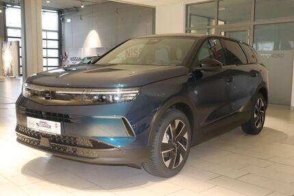 Opel Grandland (X) 9.860 km 32.990 € Wilhelmshaven 26389