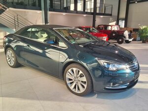 Opel Cascada Ultimate ecoFlex 86.890 km 18.880 &euro; Miesbach 83714