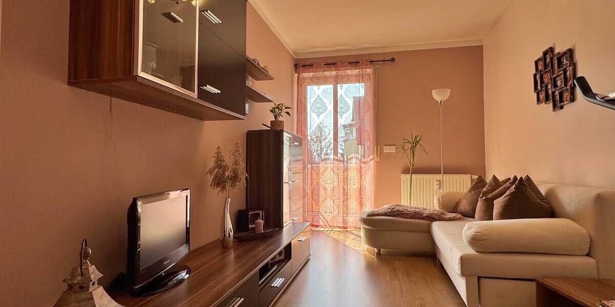 Etagenwohnung Bischofswerda - 3 Zimmer, 72 m&sup2;, 94.000&euro; | Angebot:26117724