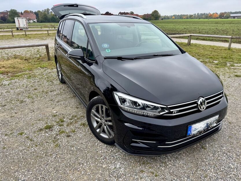 VW Touran 81.580 km 22.000 € Olching 82140