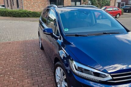 VW Touran 77.955 km 20.000 &euro; Oberhausen 46145