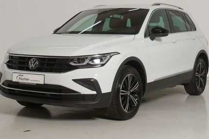 VW Tiguan 26.766 km 34.940 € Pilsach 92367