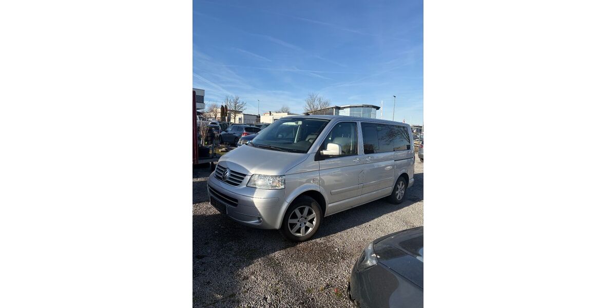 VW T5 Transporter 281.000 km 11.999 &euro; Pfaffenhofen 74397