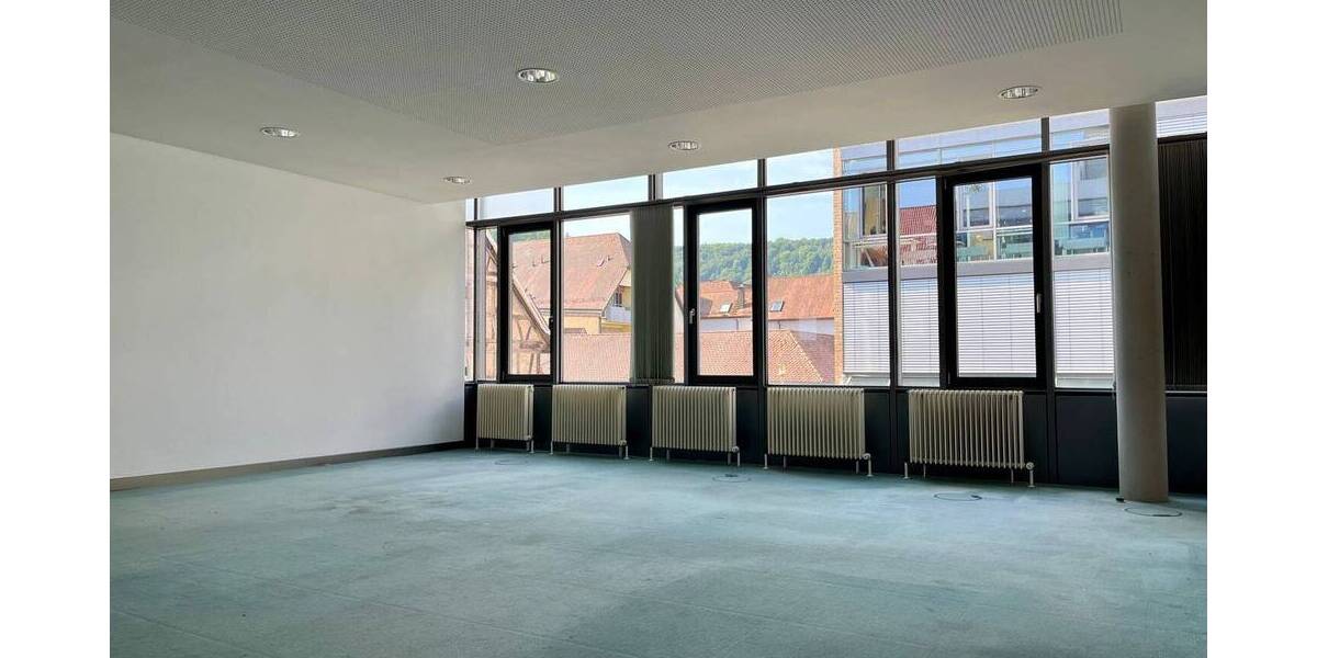 Gewerbeobjekt Künzelsau - 5 Zimmer, 197 m&sup2;, 1.576&euro; | Angebot:25701368