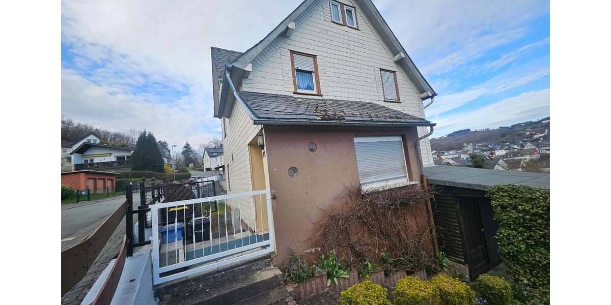 Einfamilienhaus Eschenburg - 6 Zimmer, 110 m&sup2;, 850&euro; | Angebot:26406902