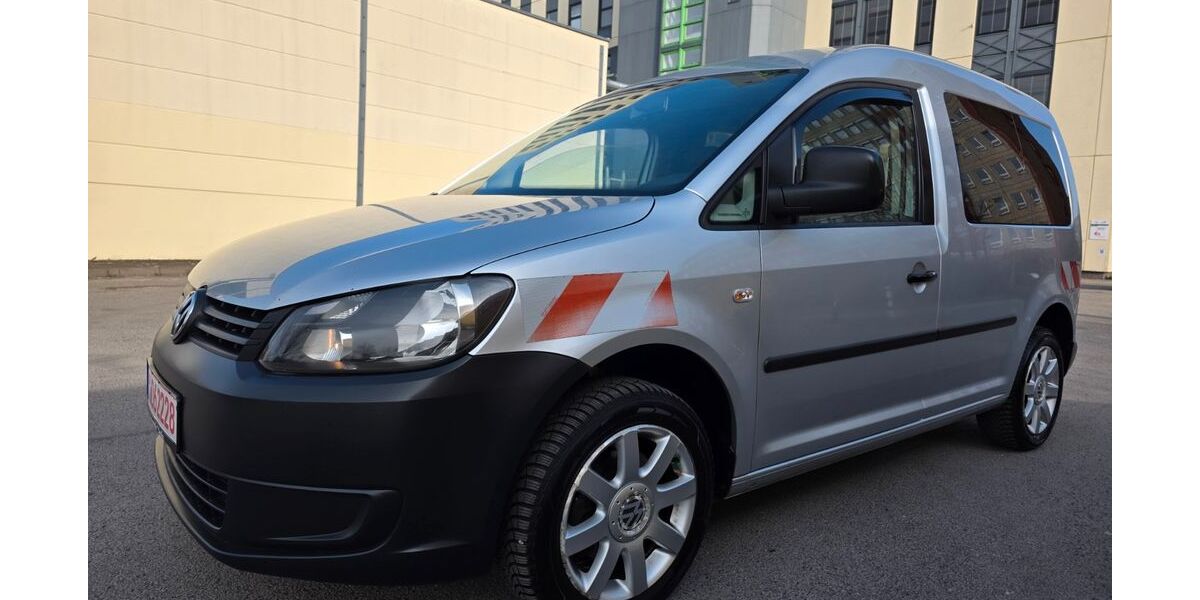 VW Caddy 331.837 km 4.490 &euro; Berlin 13055