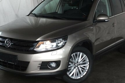 VW Tiguan CUP SPORTSTYLE BMT NAVI PARKPILOT TEMPOMAT 87.859 km 11.900 &euro; Köln 50858