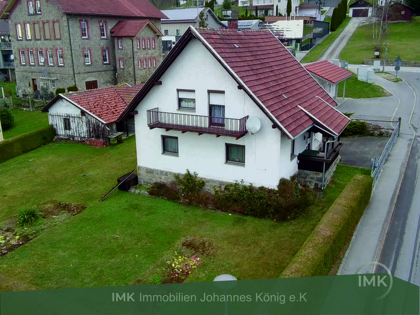Haus zum Kaufen in Büchlberg 220.000 € 118 m²