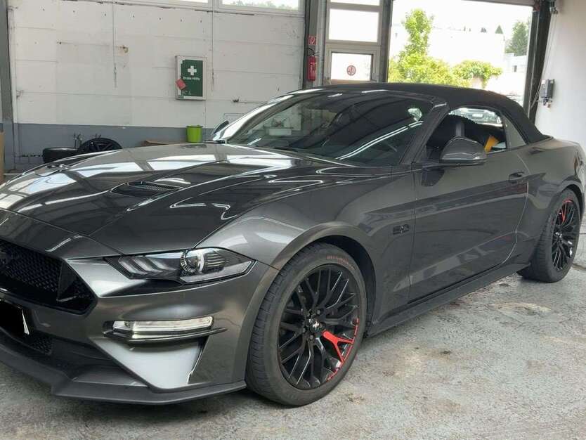 Ford Mustang 48.519 km 25.800 € Berlin 10365