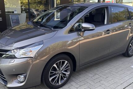 Toyota Verso 85.400 km 15.870 &euro; Espelkamp 32339