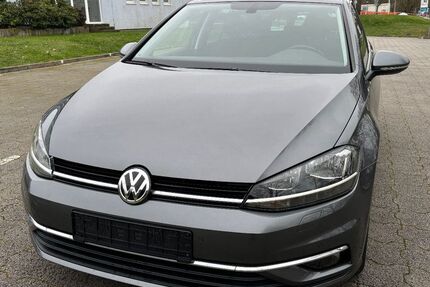 VW Golf 105.000 km 13.800 &euro; Stuttgart 70469
