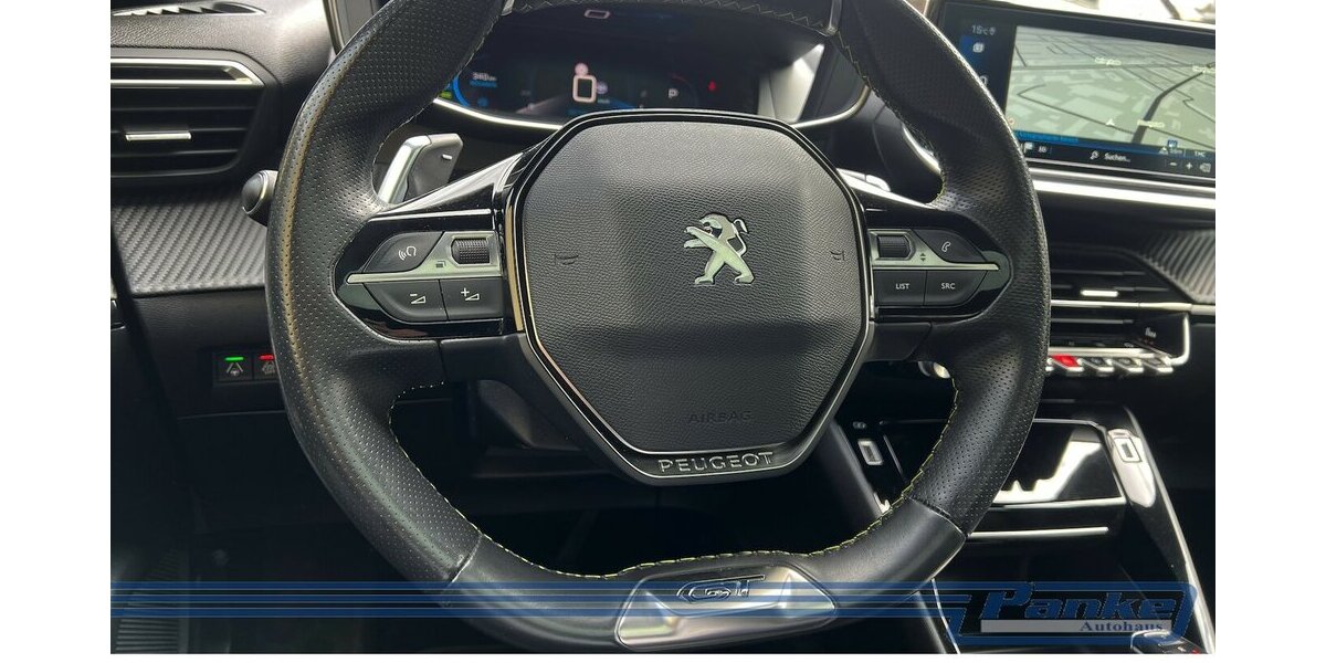 Peugeot 2008 GT 155 EAT8*Pano*LED*360°*TotWinkel*NAV* 36.726 km 20.990 € Berlin 13187
