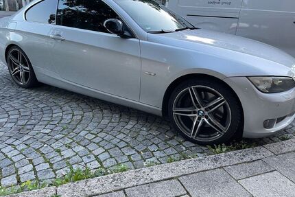 BMW 335