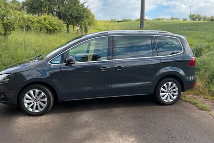 Seat Alhambra 80.000 km 25.000 &euro; Bad Vilbel 61118
