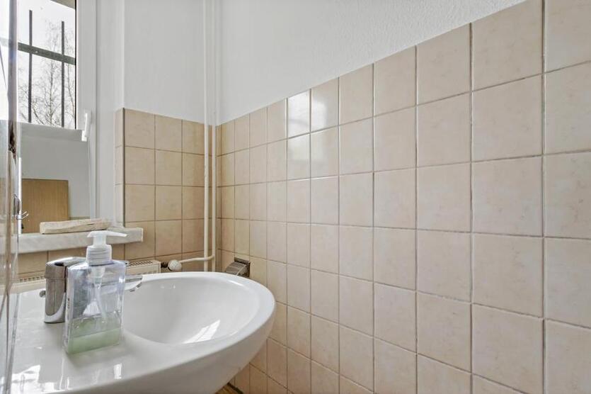 Kompaktes Büro in der Gustav-Staude-Straße! – Ideal für ein kleines Beratungsbüro! zimmer