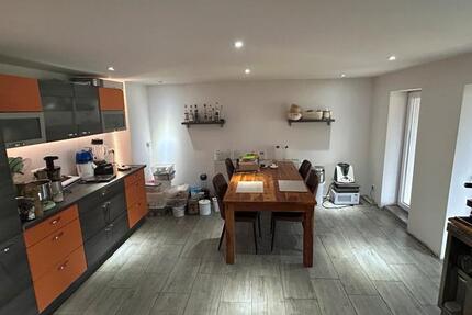 Große Wohnung mit Kamin Hundehaltung erlaubt 7 zimmer